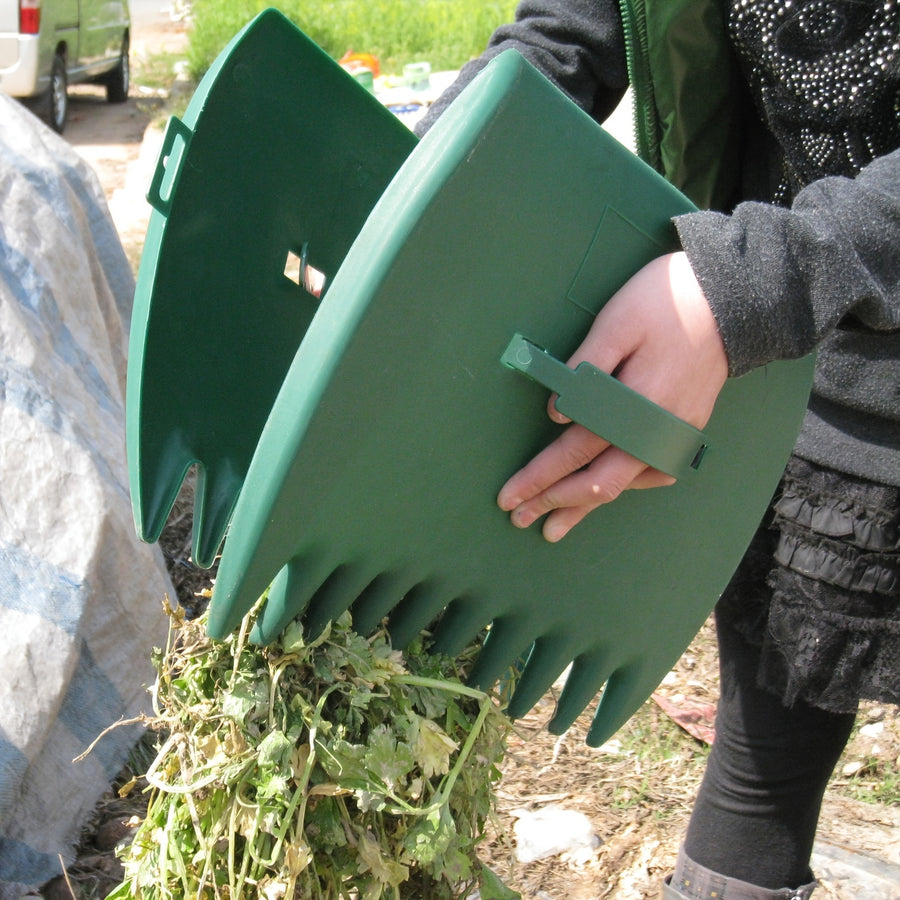 2-Piece Garden Leaf Grabber Rake Set